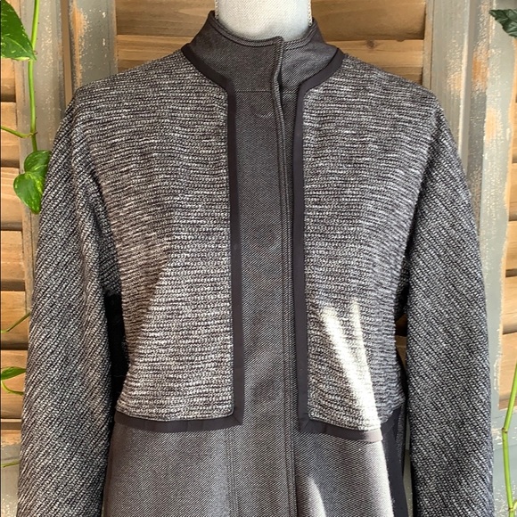 Lululemon dark grey mandarin collar raglan jacket - Picture 3 of 16